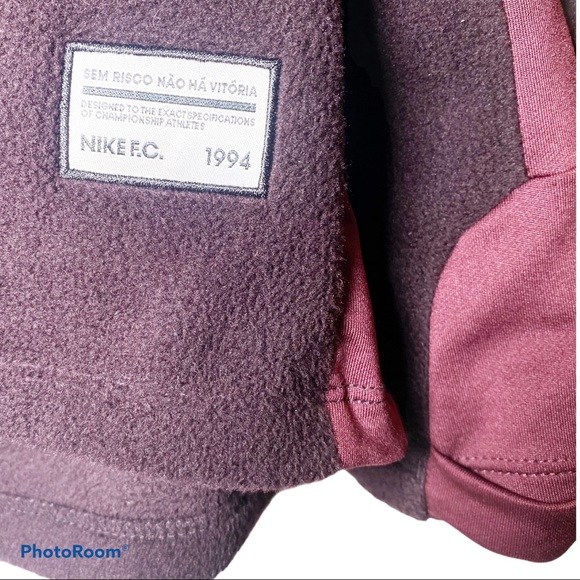 Nike FC Winter Drill Shirt Fleece Pullover in Plum, Size XL - Picture 9 of 13